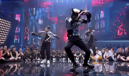 王一博跳舞视频,惊艳演绎舞蹈艺术